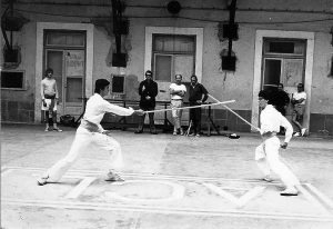 Jogo do pau no Ateneu Comercial de Lisboa em 1974, Pedro Lucas e José Santos - Guarda lateral.